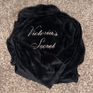 Victoria’s Secret Plush Robe w/Belt Size XL/XXL